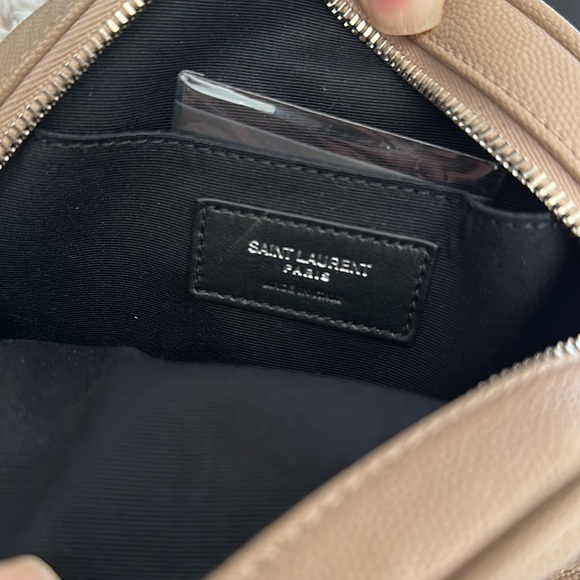💔SOLD OUT💔 YSL Round Camera Bag - Picture 12 of 13